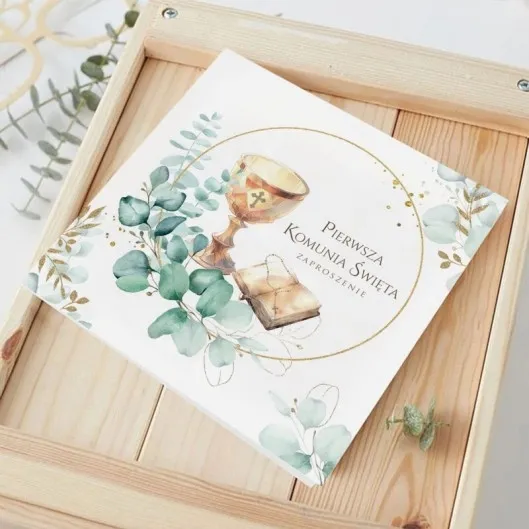 Jak elegancko zaprosić gości na Pierwszą Komunię? 5 zasad, o których rodzice często zapominają