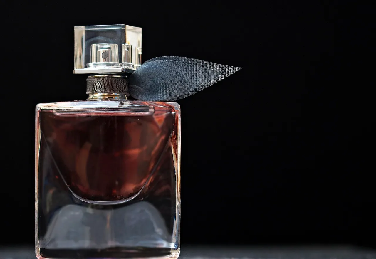 Perfumy niszowe jako pomysł na prezent – dla kogo będą najlepszym wyborem?