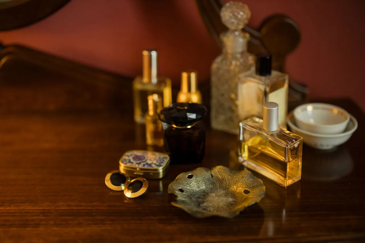 Perfumy niszowe jako pomysł na prezent – dla kogo będą najlepszym wyborem?