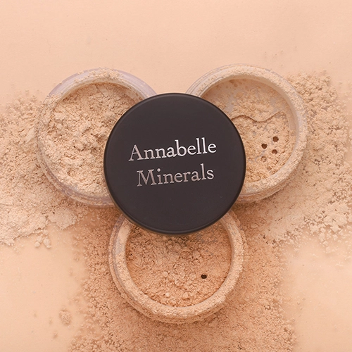 Na zdjęciu Podkład matujący Annabelle Minerals Podkład matujący Annabelle Minerals